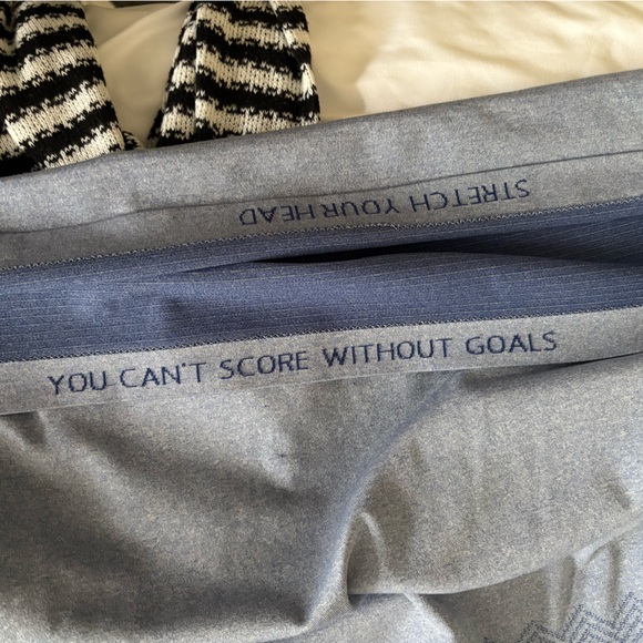 Lululemon Blue Herringbone Swift Short Sleeve Tee Size Large - Picture 7 of 7